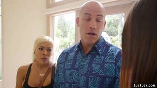 ���ြီးမားတဲ့ tits ဆံပင်ရွှေရောင်ခြေလှမ်းမိတစ်ကကြယ်ပွင့်ရရှိအိုသသူမ၏သစ်ကိုရည်းစားကိုဒါးပီယပ်ပြီးတော့ဆက်ဆံသူမ၏ပန္ရဲဆယ်ကျော်သက်ဲမေတ္တာနှင့်တစ္စံုတစ္စံုင္လြန္ႏွင့္သူမ၏