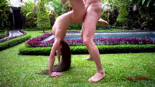 COLLEGE REMAJA MENDAPAT BOKONG KE MULUT FUCK