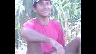 ̹�구가 동료들이 보여주는 딕 작업하는 동안 휴식