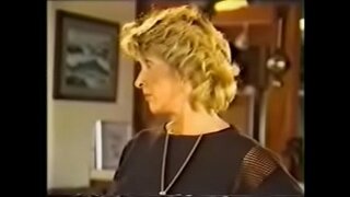 Mulher mais velha com y. Caras