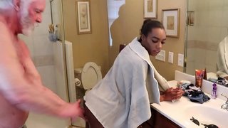 Chanel Skye၊ပါးစပ်ါရေချိုးခန်းလာျသံုးေမြည်းသံုးေပွတ်စအိုကစားစရာအရုပ်