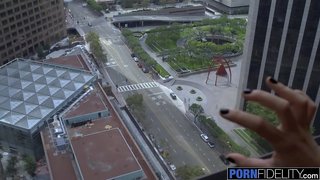 Chad White Devorado Por Maneater Anny Aurora